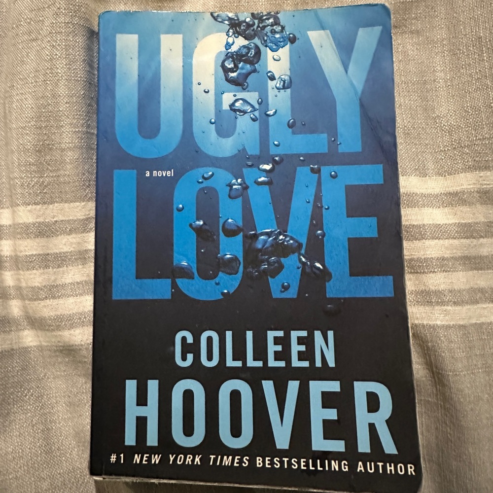 Ugly Love by Colleen Hoover
